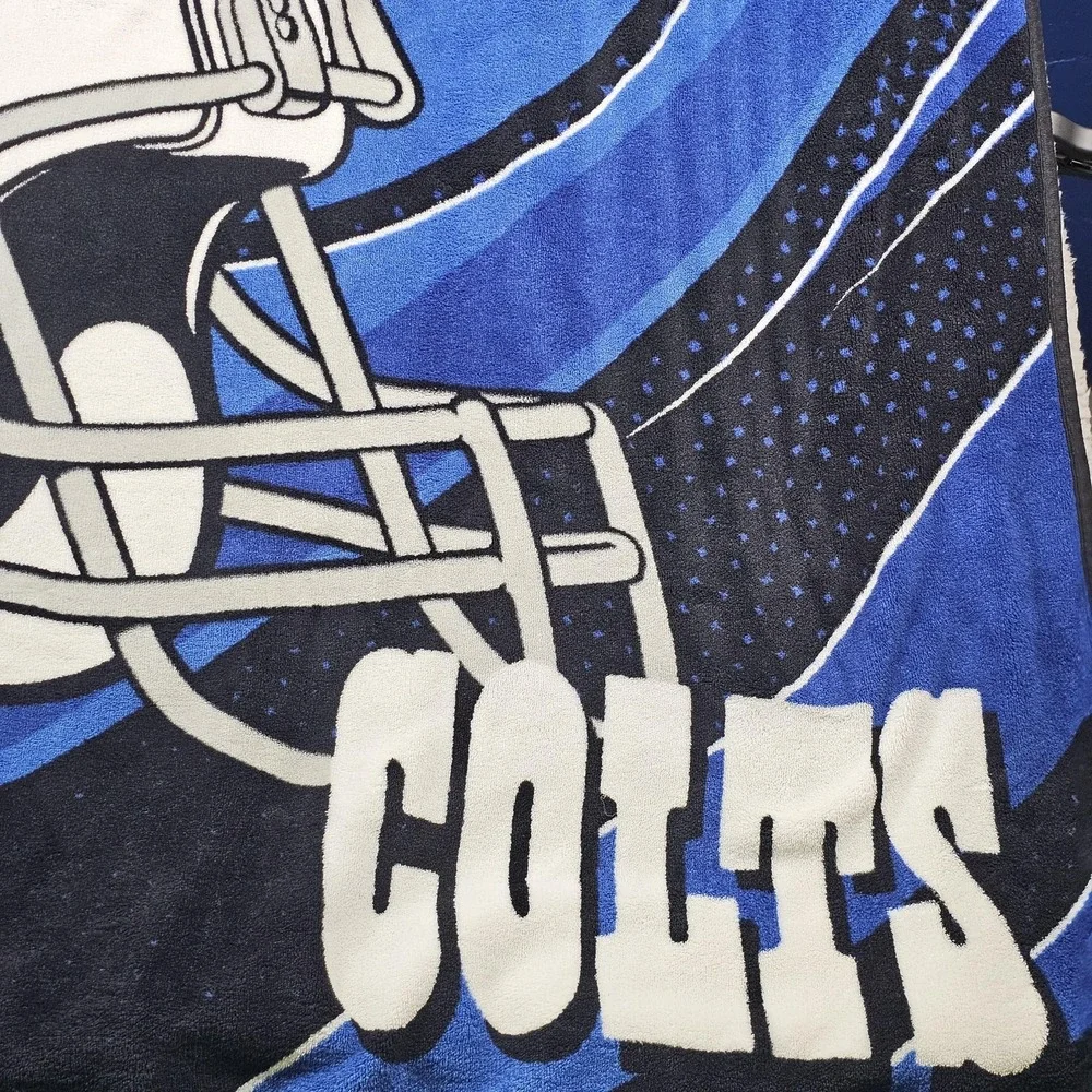 Indianapolis Colts Fleece‎ Throw Blanket Blue White NFL Football Logo Helmet